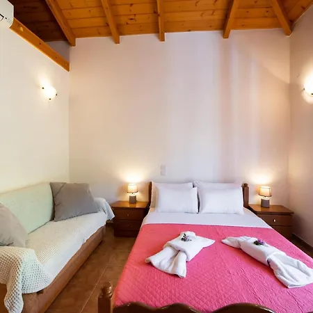 Delphinus Nefeli Apartment Agios Nikitas