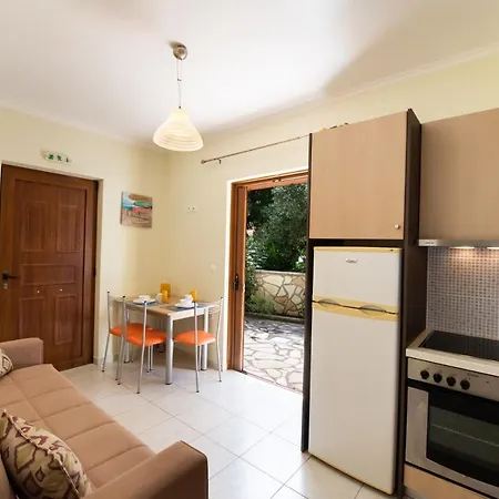 Delphinus Nefeli Apartment *