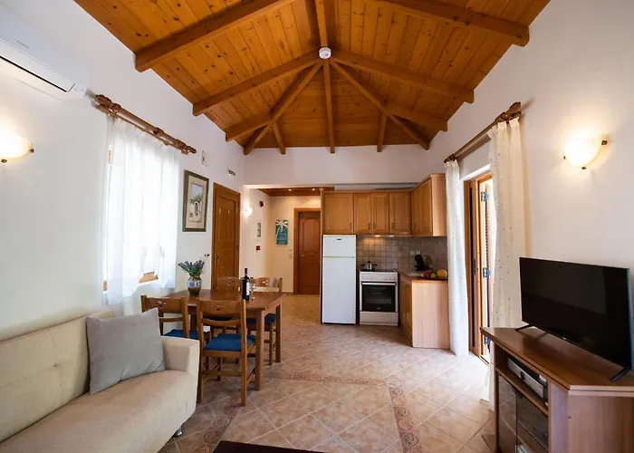 Delphinus Nefeli Apartment Agios Nikitas